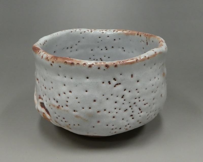 安藤日出武 『志野茶碗』 [古美術こもれび] 骨董,掛軸,絵画の